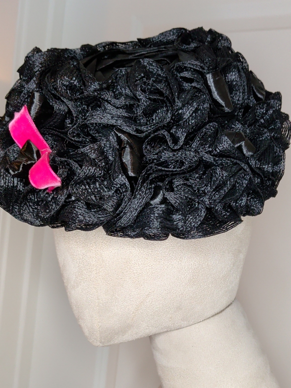 Vintage 60s Brianti Pillbox Hat Black Woven Straw & Ribbon Pink Bow Accent 20" - Picture 5 of 16